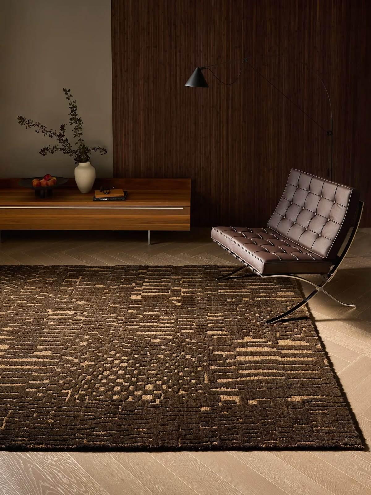 Natural Dyes vs Chrome Dyes in Handmade Rugs: What Buyers Need to Understand