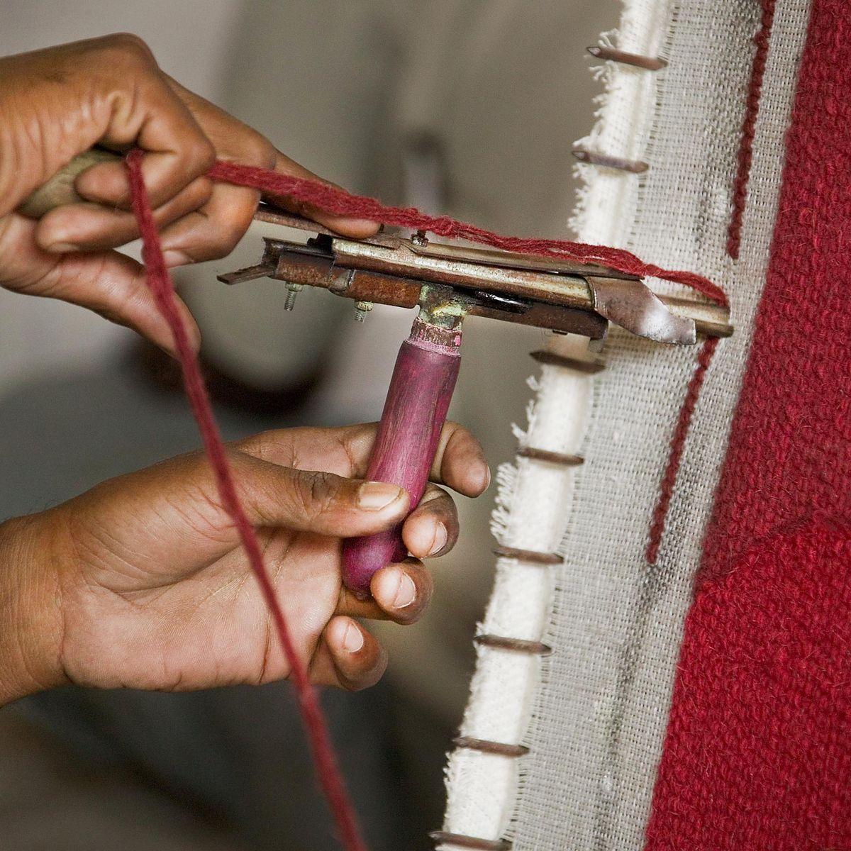 Sourcing Rugs for Hospitality and Contract Projects: What Specifiers Need to Know