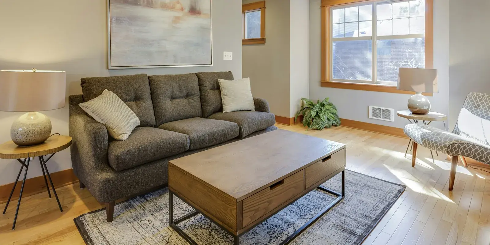 Importing Handmade Rugs from India to the USA: A Buyer's Guide