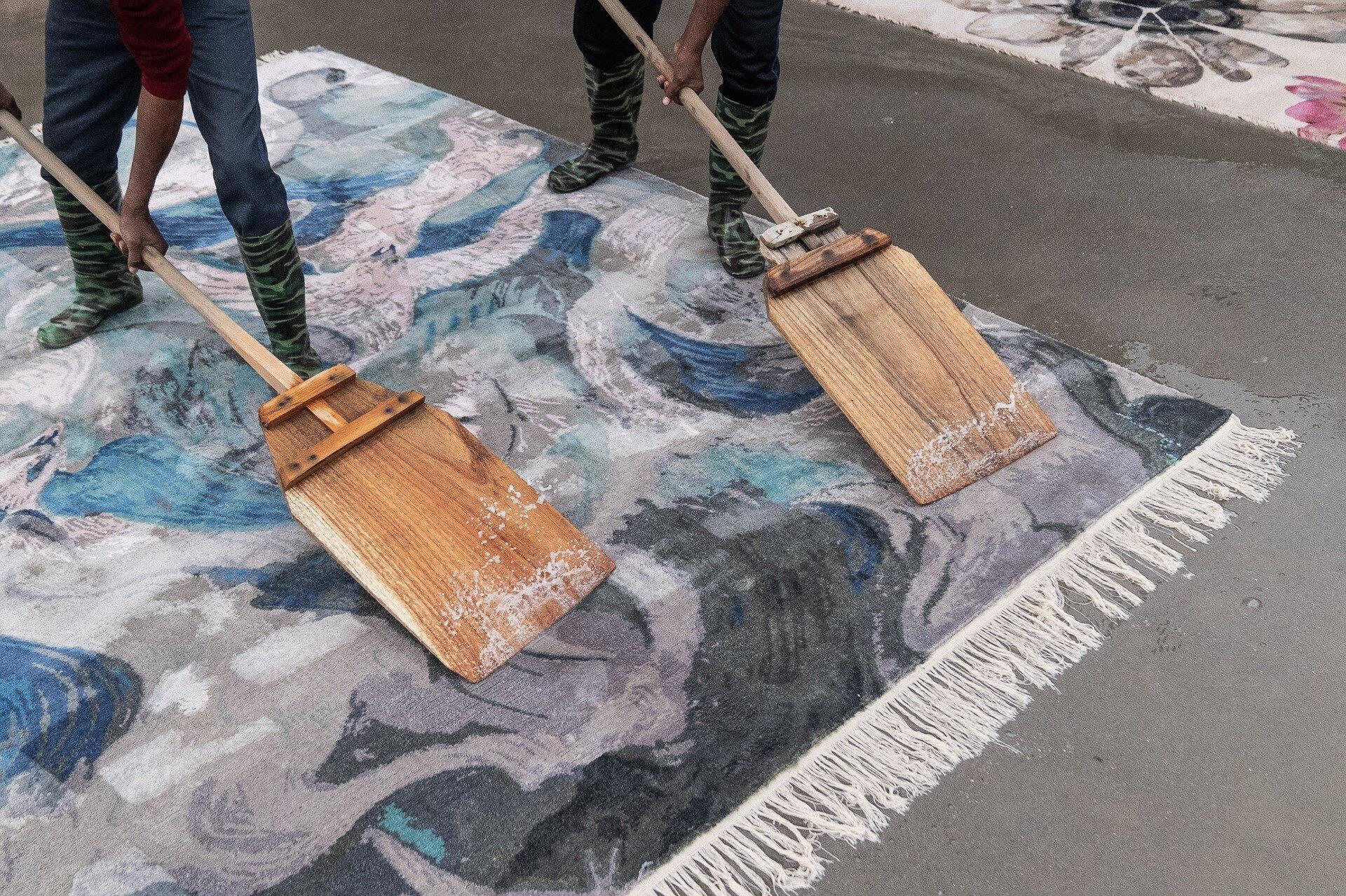Rug washing and finishing
