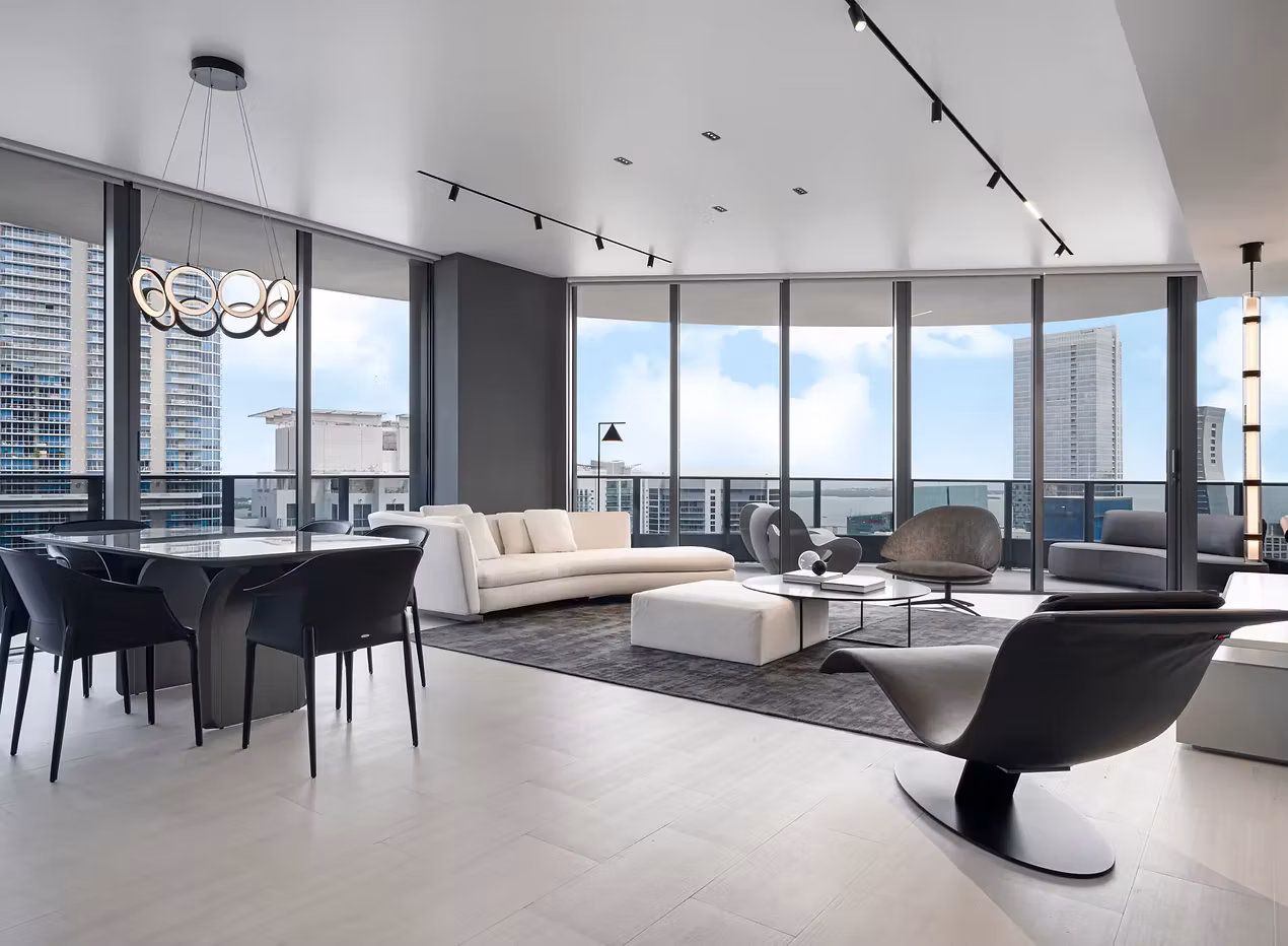 RS Contract rug in a luxury residence