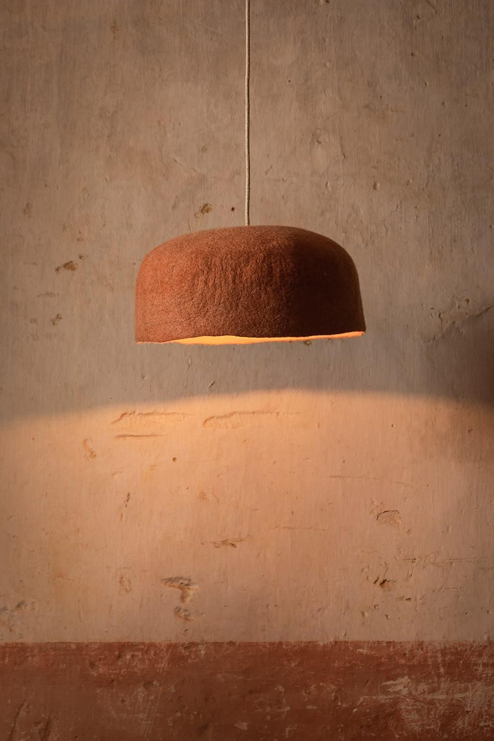 Pendant Lights Over a Dining Rug: Height and Placement