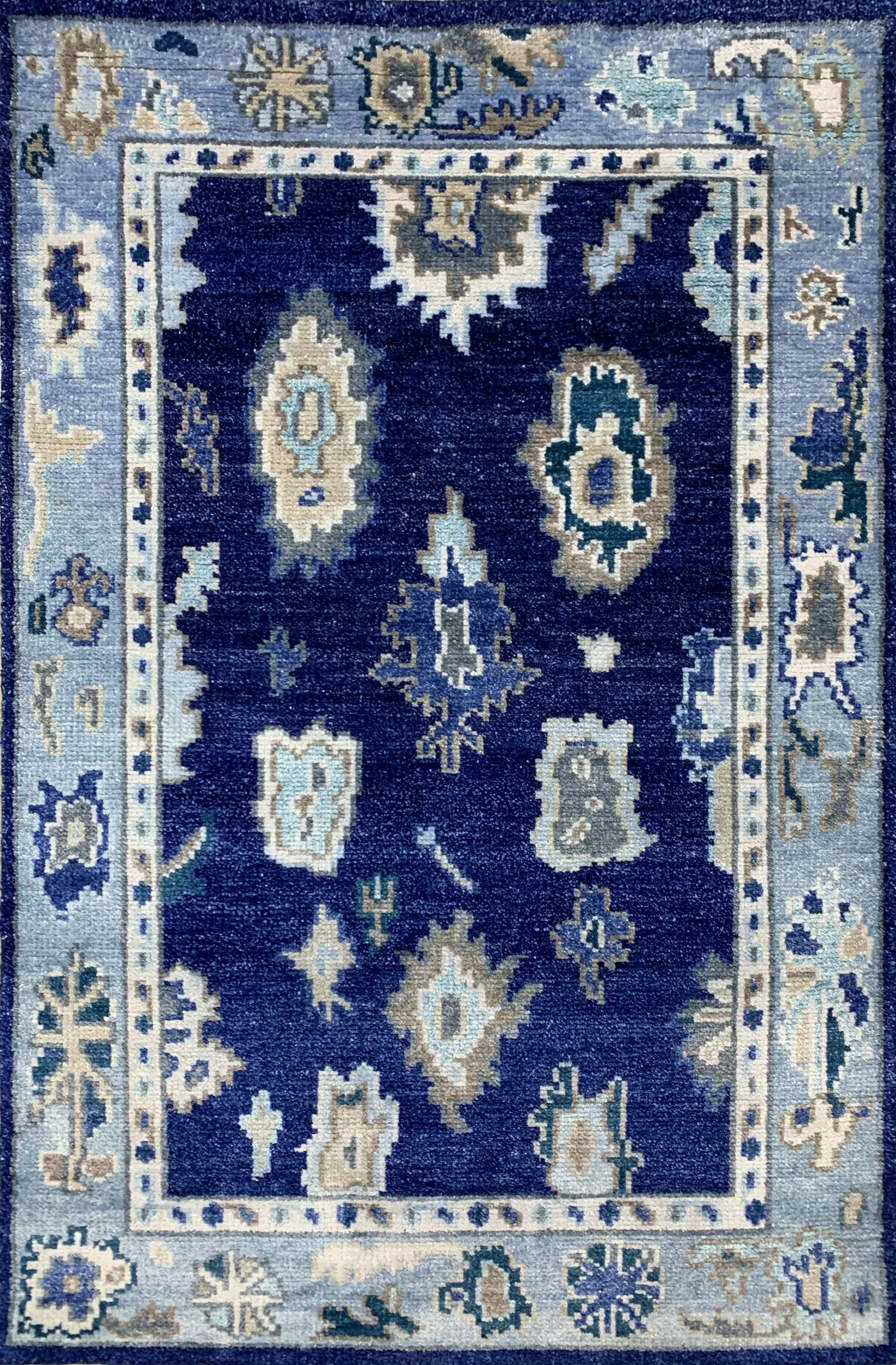 Britta Rug, hand-knotted vintage-style pattern rug, full view