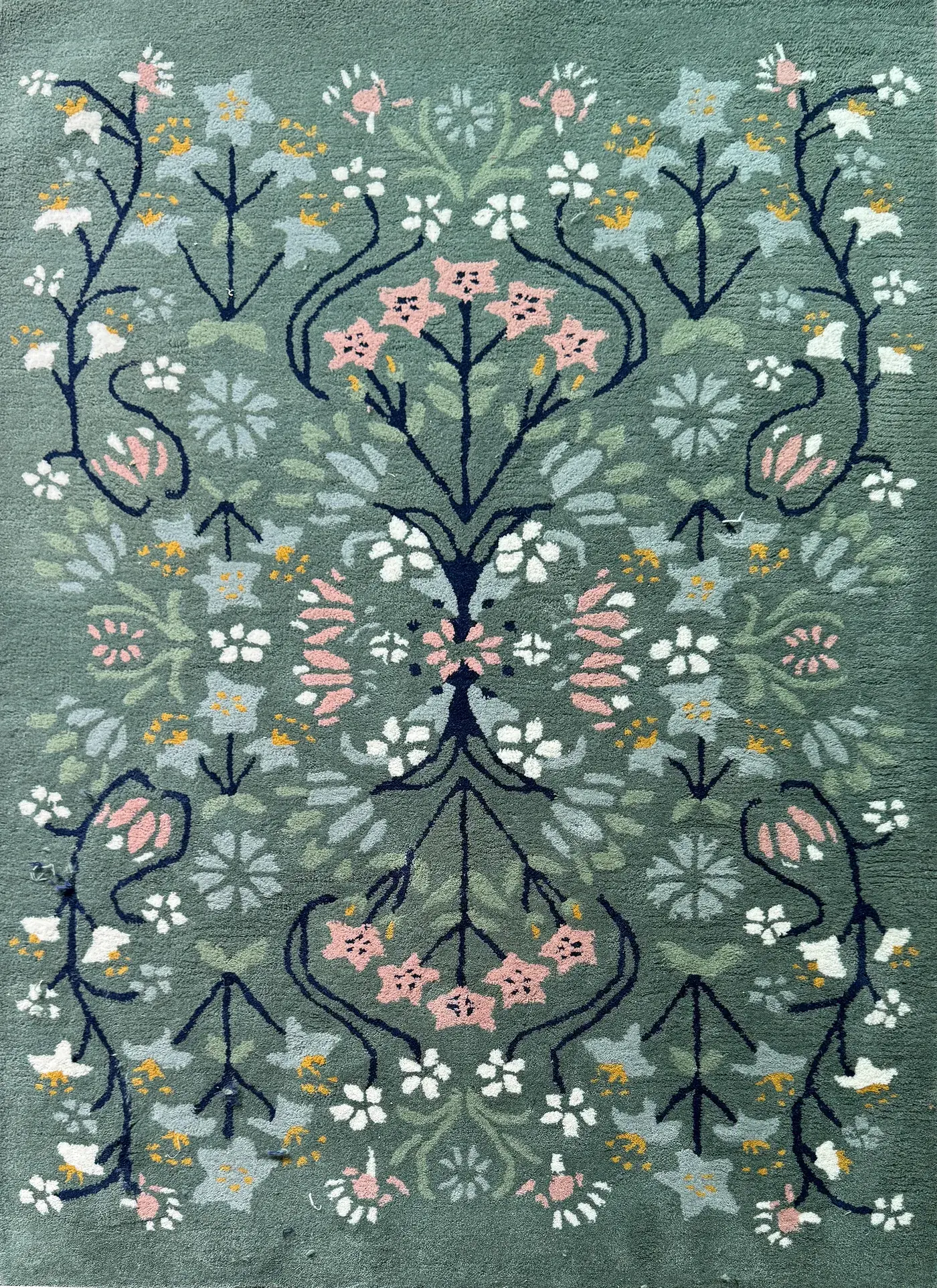 Hand-tufted rug: Gresham Rug