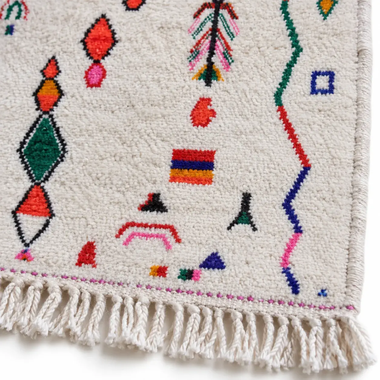 Close view of the Lior Rug showing its texture and detail