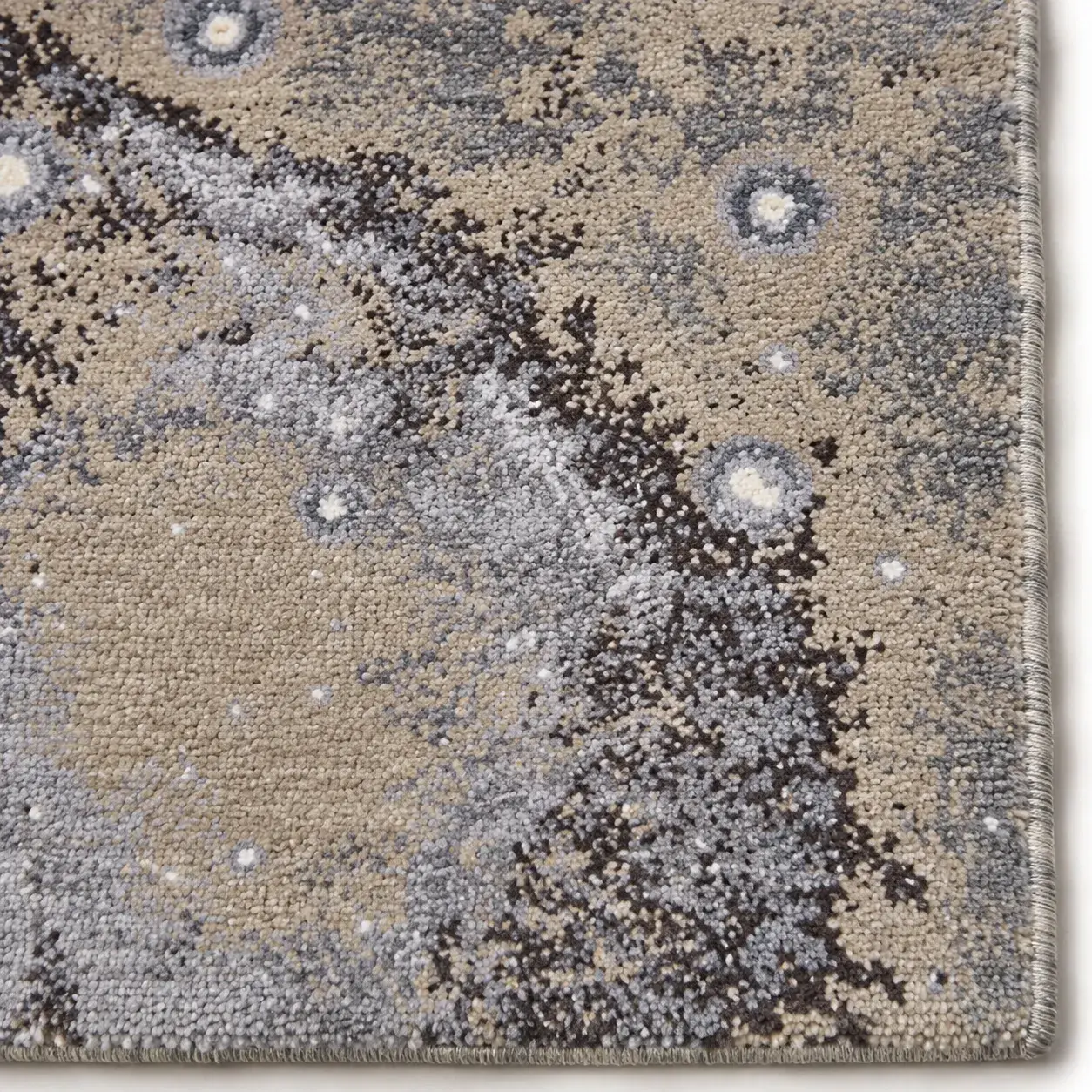 Close view of the Matteo Rug showing its texture and detail