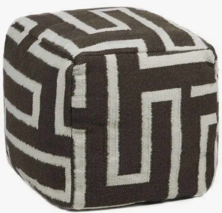 Pia Pouf, round pouf, full view