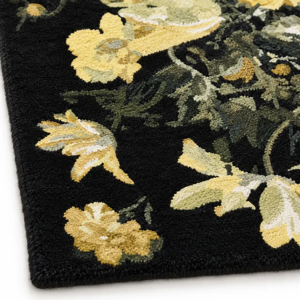Close view of the Soraya Rug showing its texture and detail