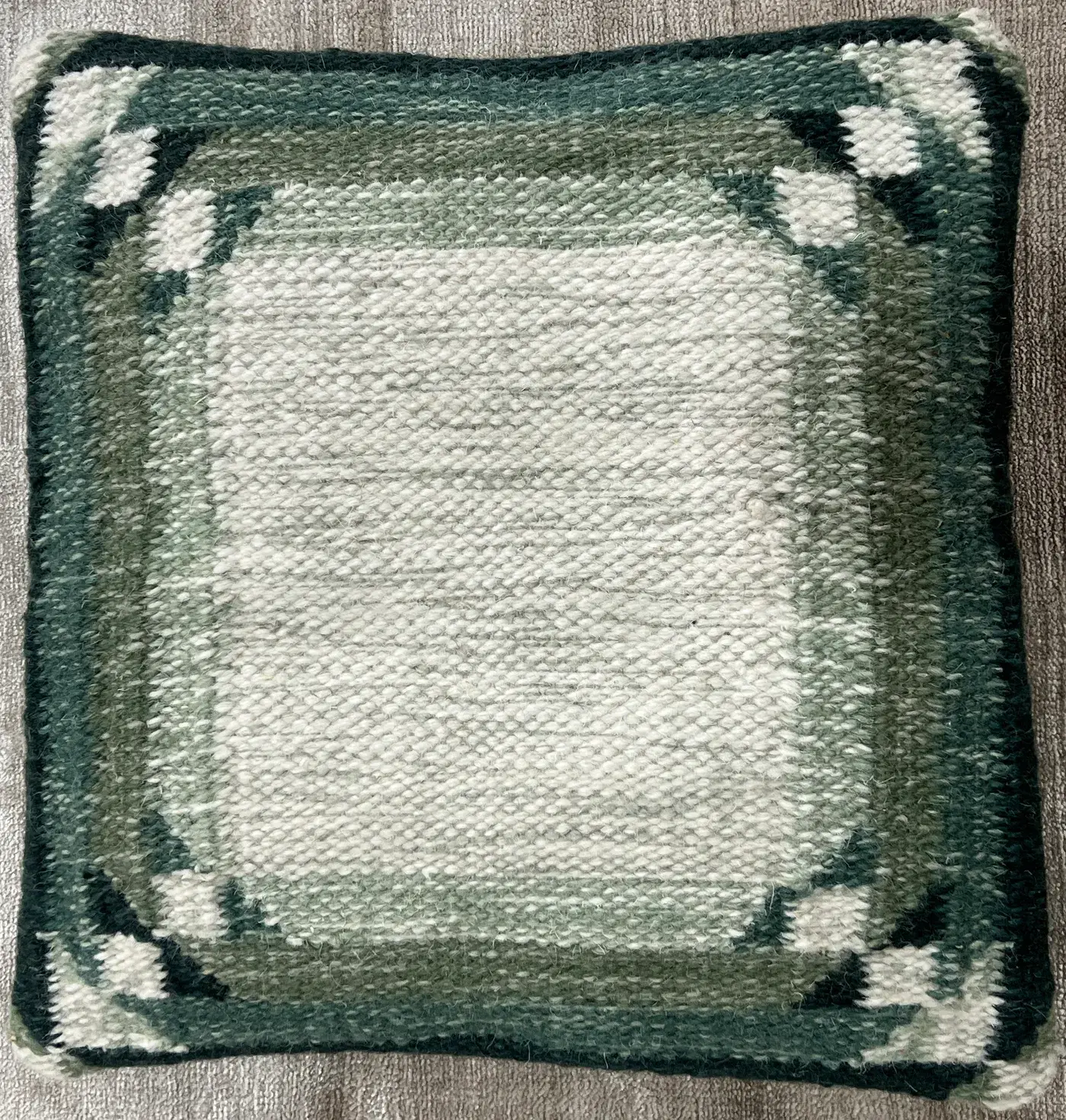 Sunniva Cushion Cover, square cushion cover, full view