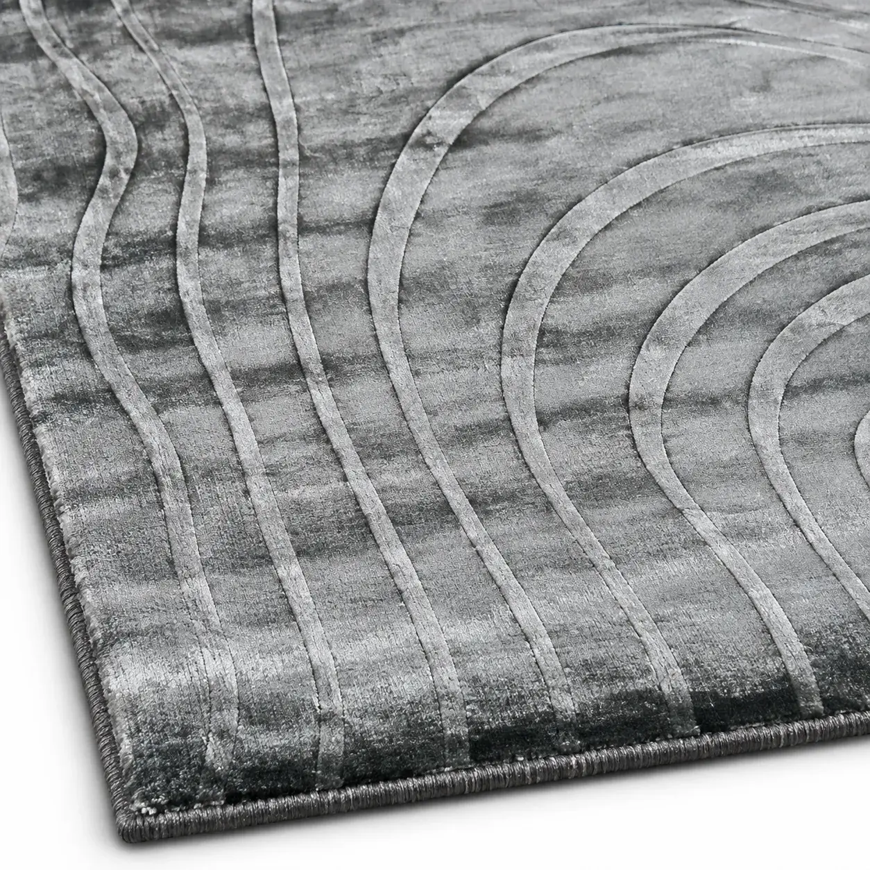 Close view of the Vittoria Rug showing its texture and detail