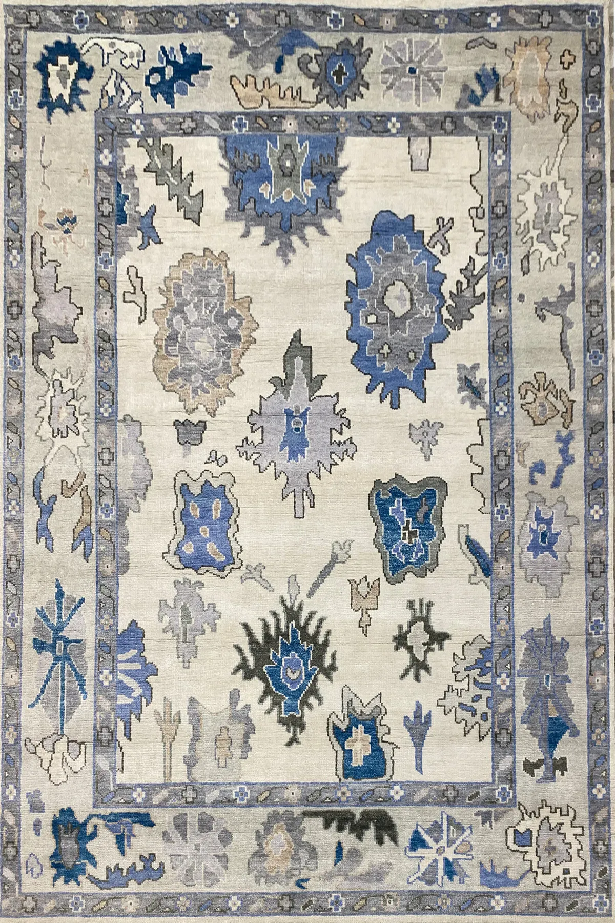 Glade Rug, hand-knotted vintage-style pattern rug, full view