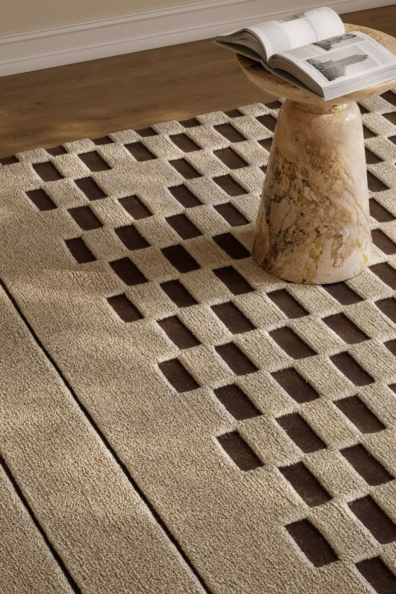 How to Choose the Right Pattern Scale for a Rug