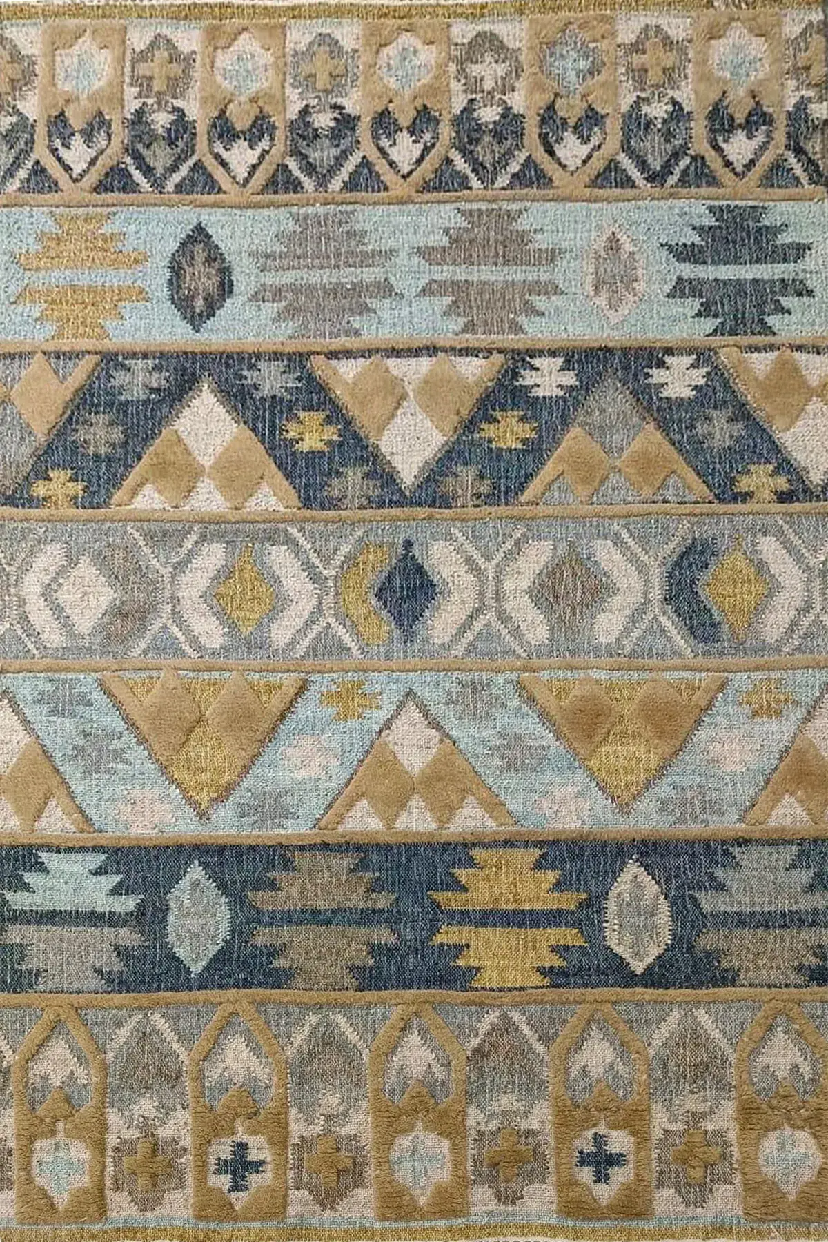 Corvin Rug, jute tribal pattern rug, full view