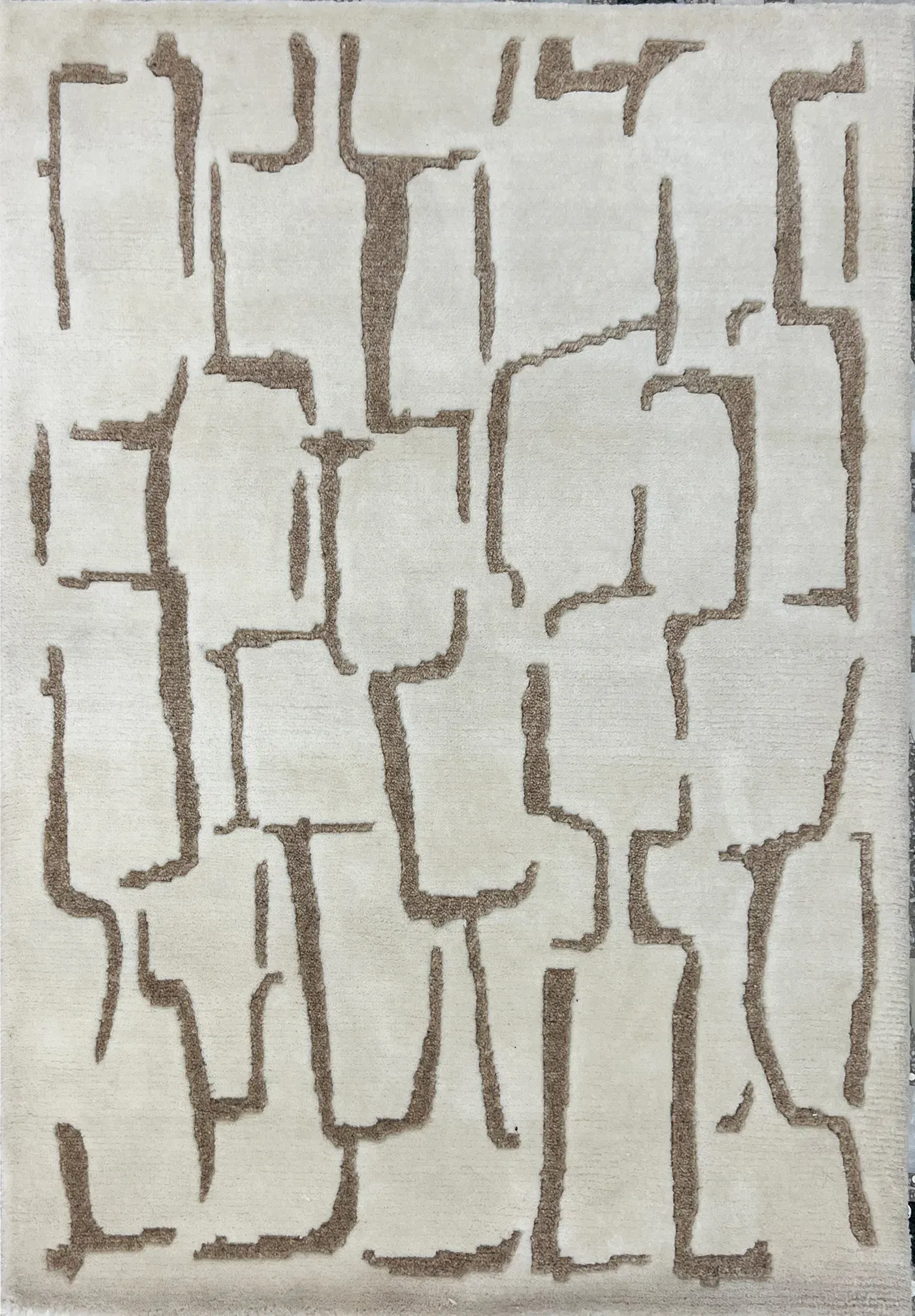 Quentin Rug, hand-knotted patterned rug, full view