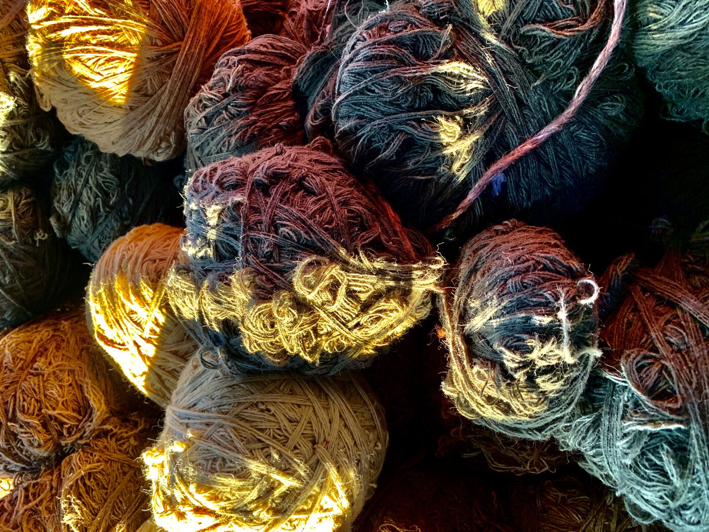 2014, A standard for colour